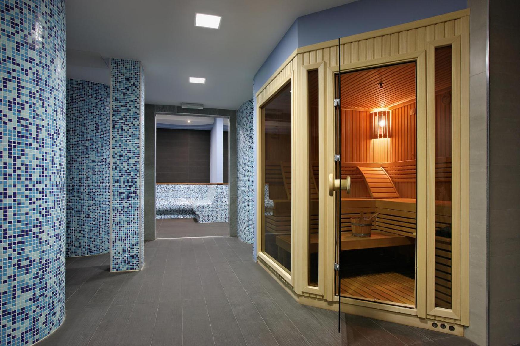 Hotel Srbija Lux Stara Pazova Buitenkant foto